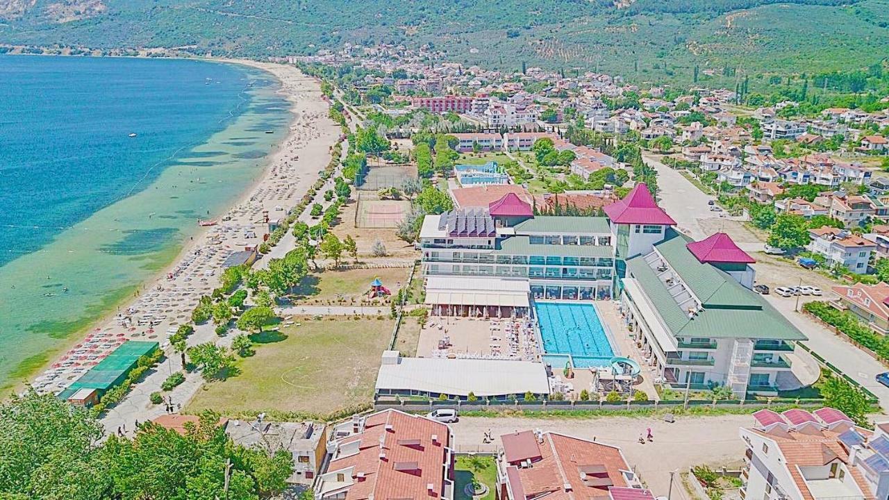 Ceti̇N Presti̇Ge Resort Ocaklar Luaran gambar